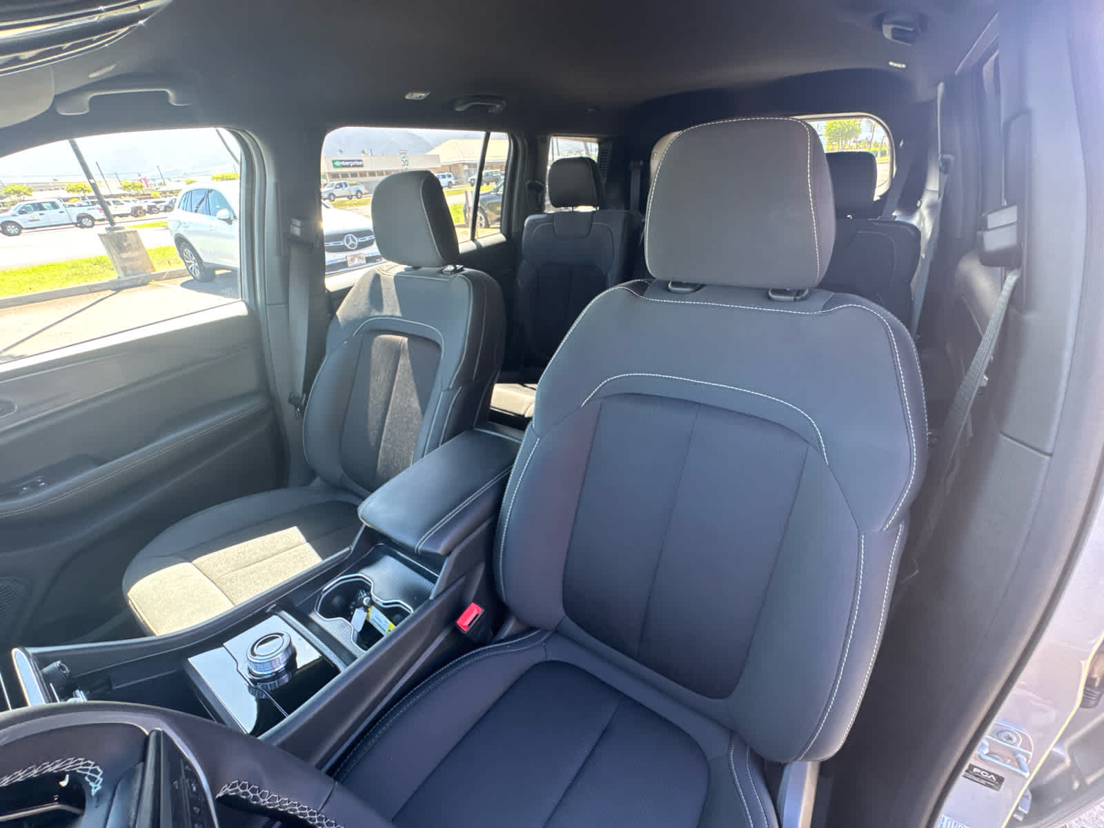 2026 Jeep Grand Cherokee L Laredo