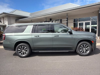 2023 Chevrolet Suburban LT