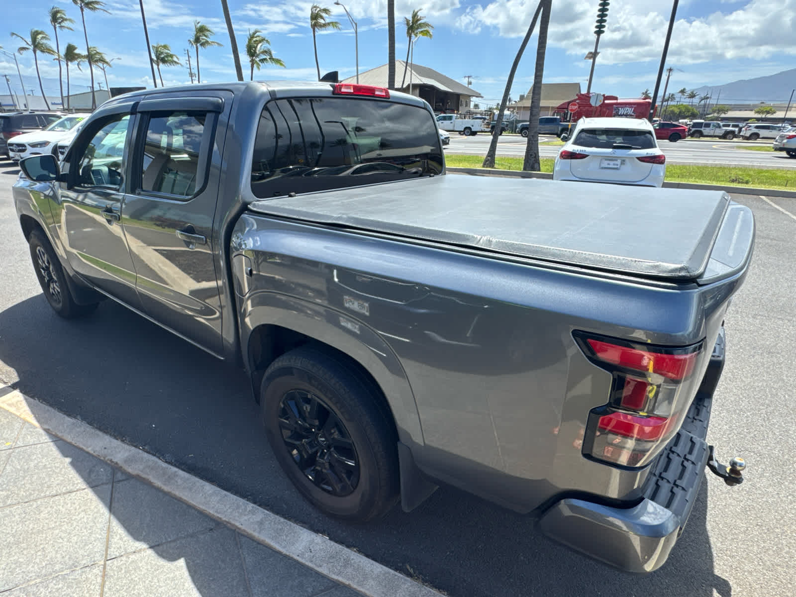 2023 Nissan Frontier SV
