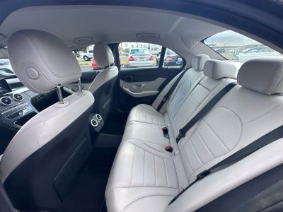 2017 Mercedes-Benz C 300 Sedan