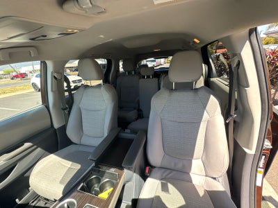2023 Toyota Sienna LE