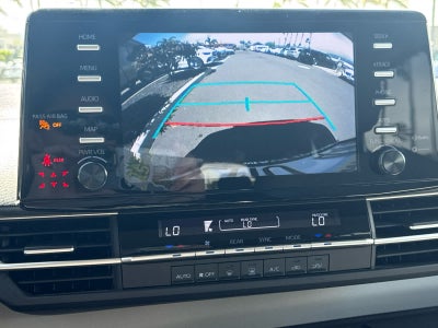 2023 Toyota Sienna LE