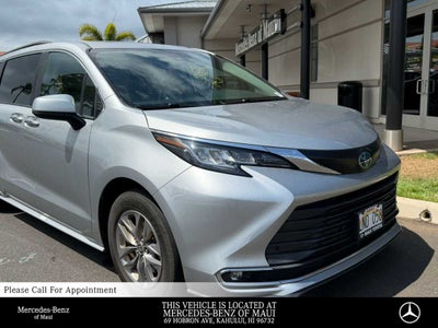 2023 Toyota Sienna XLE