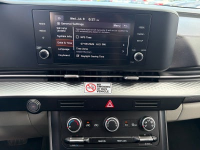 2023 Kia Carnival LX