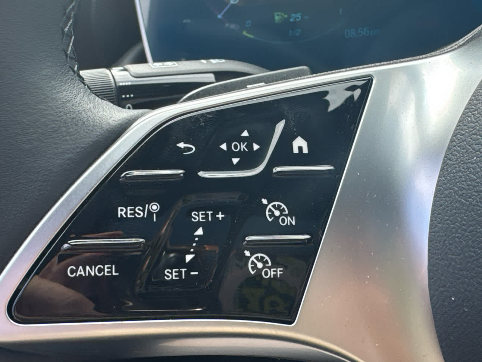 2025 Mercedes-Benz C 300 Sedan