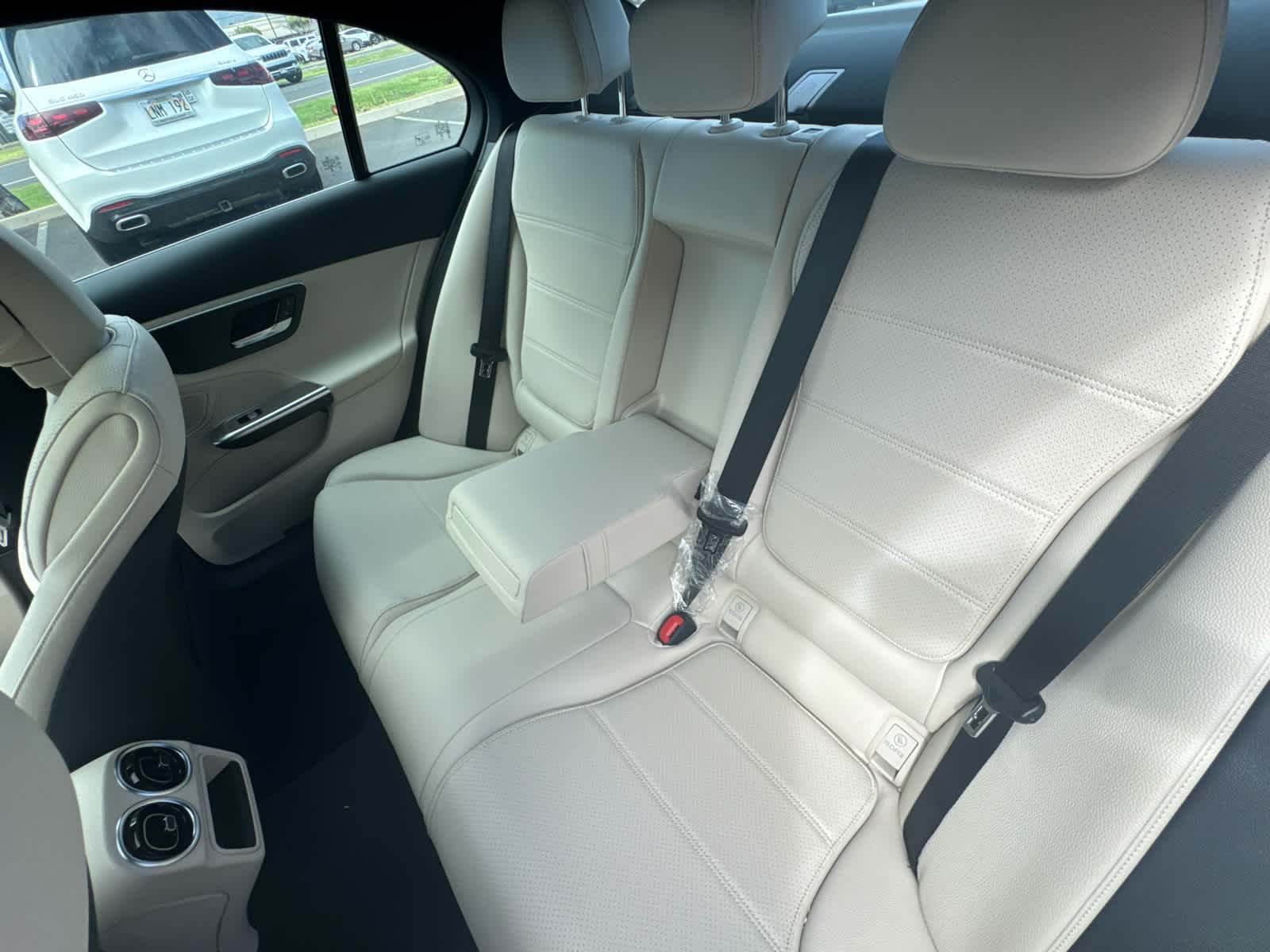 2025 Mercedes-Benz C 300 Sedan