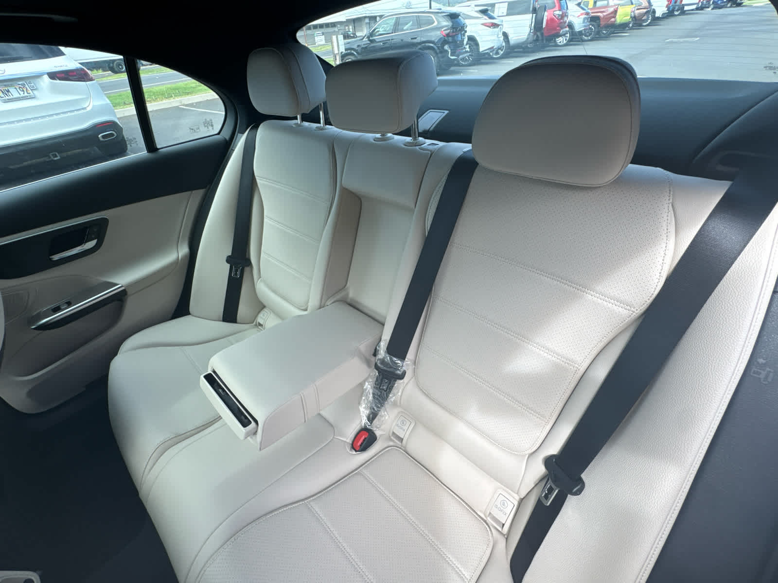 2025 Mercedes-Benz C 300 Sedan
