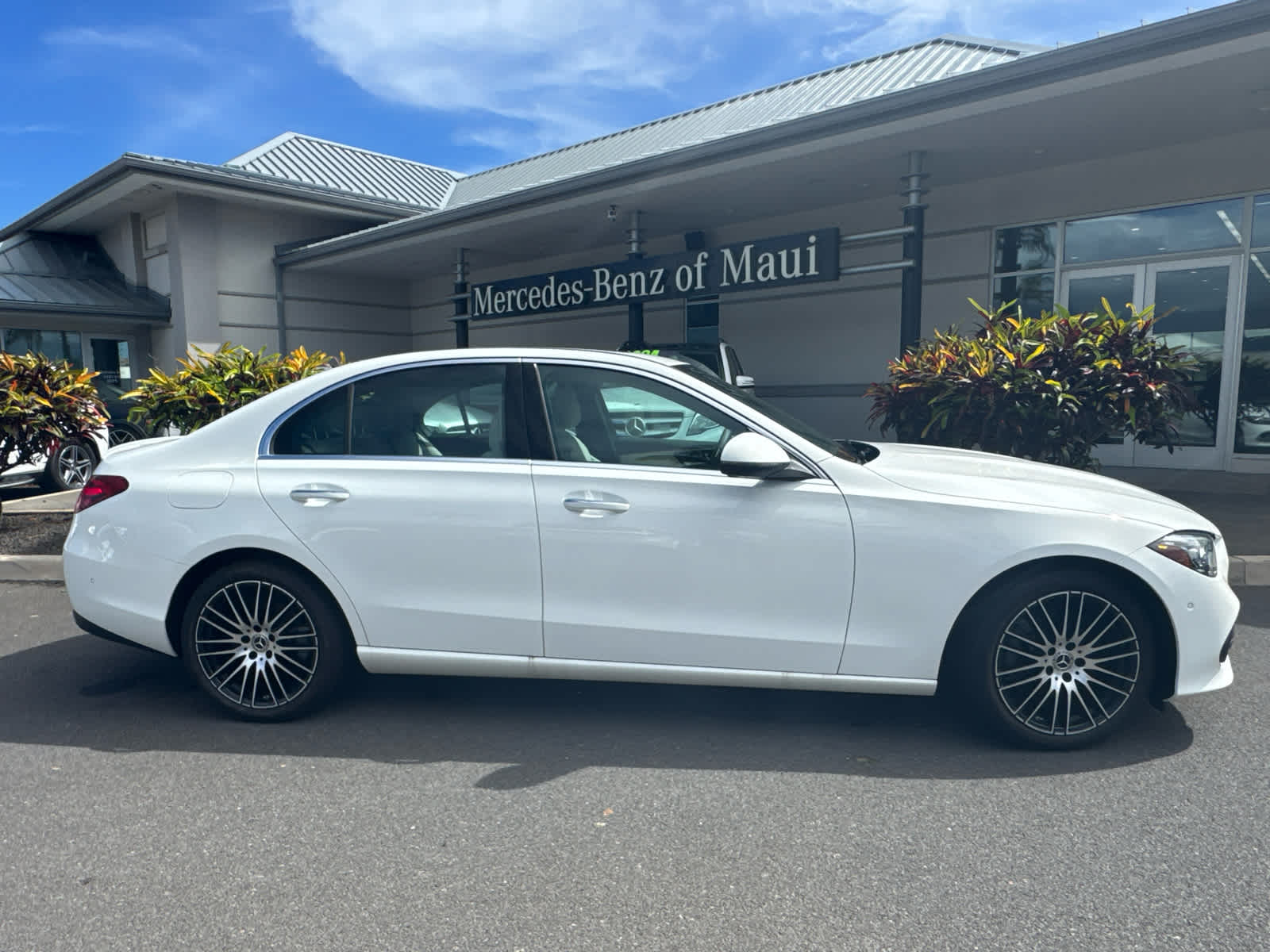 2025 Mercedes-Benz C 300 Sedan