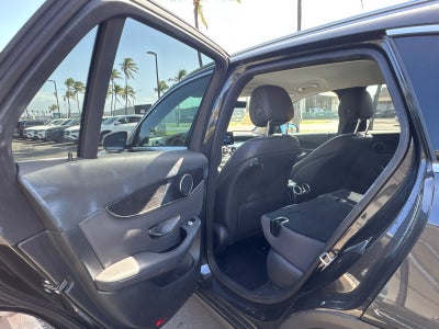 2021 Mercedes-Benz GLC GLC 300