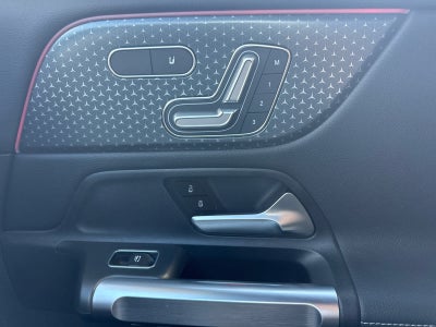 2025 Mercedes-Benz GLB GLB 250