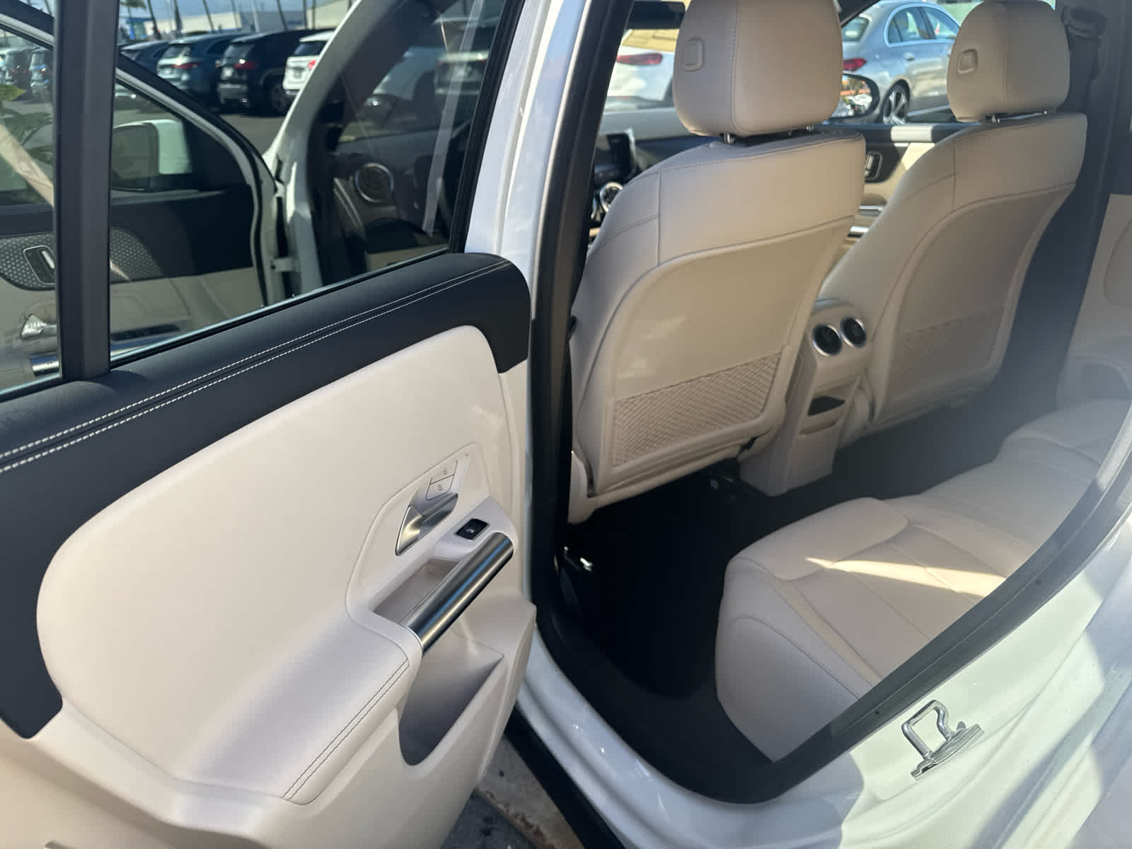 2025 Mercedes-Benz GLA 250 4MATIC® SUV