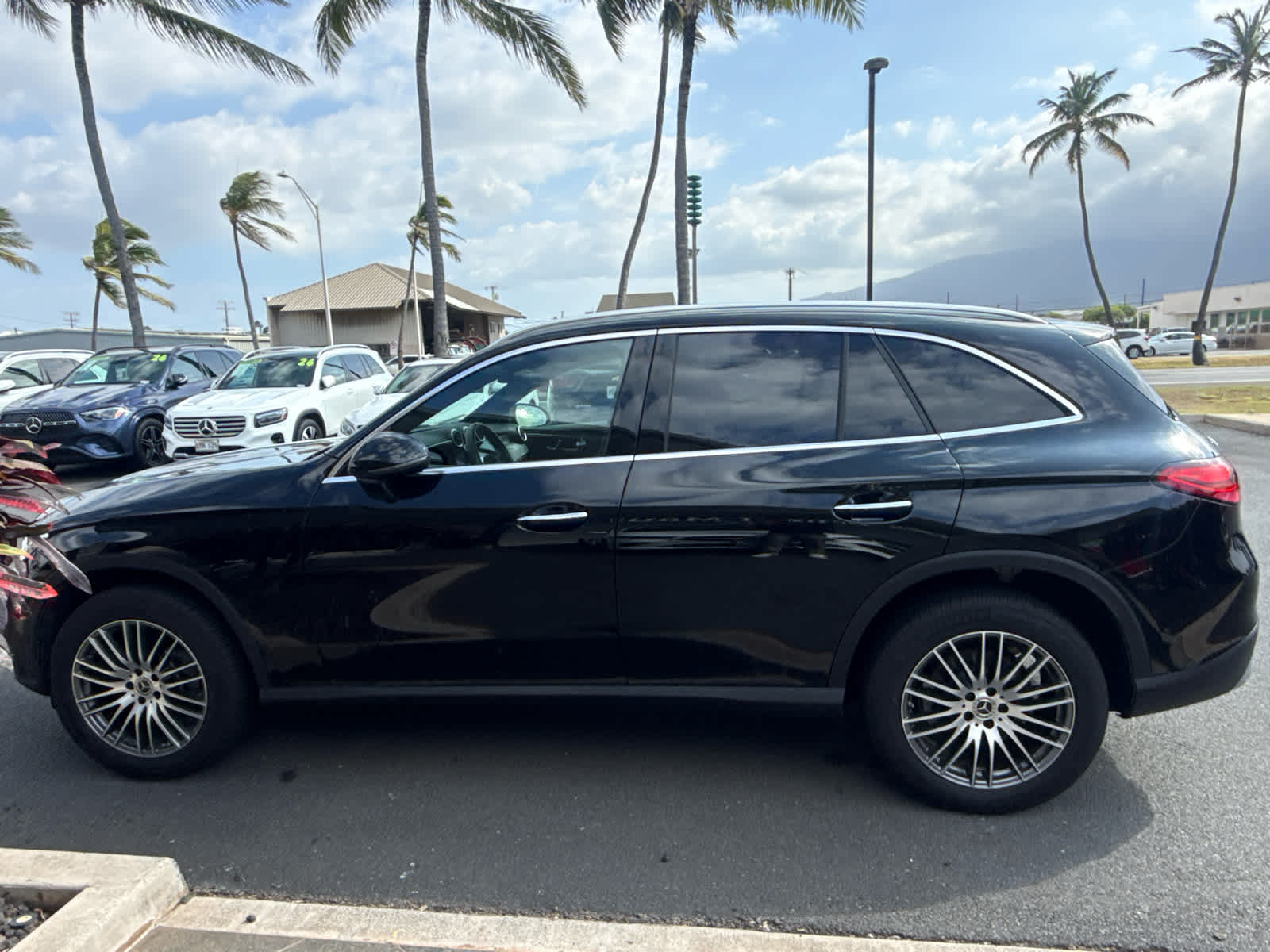 2026 Mercedes-Benz GLC 300 SUV