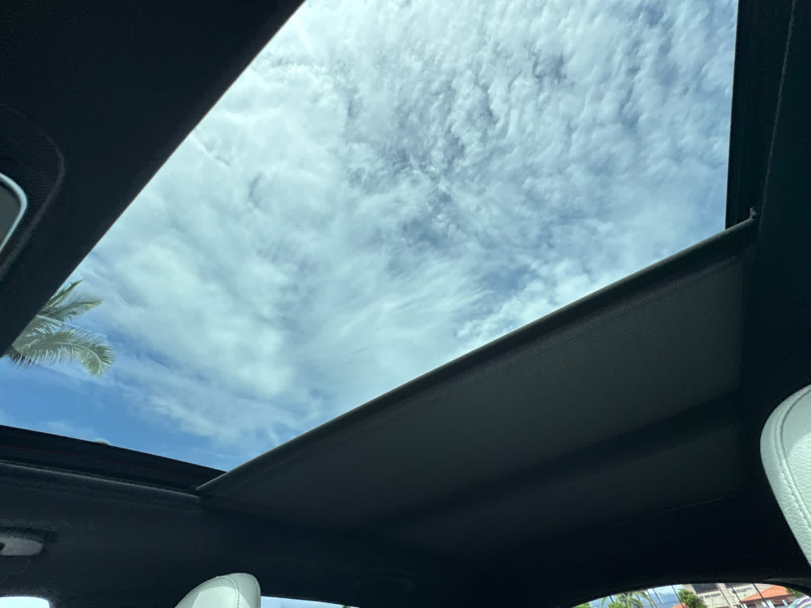 2025 Mercedes-Benz GLC 300 SUV