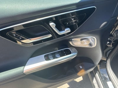 2026 Mercedes-Benz GLC 300 SUV
