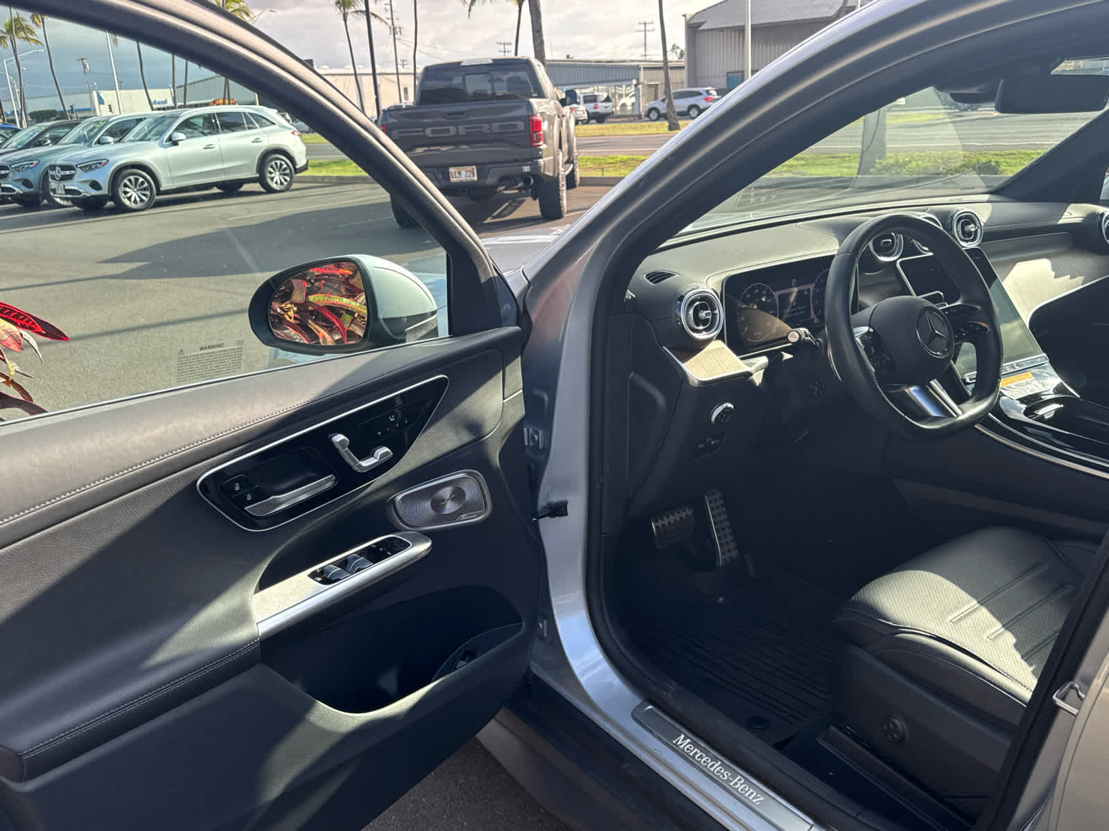 2025 Mercedes-Benz GLC GLC 300