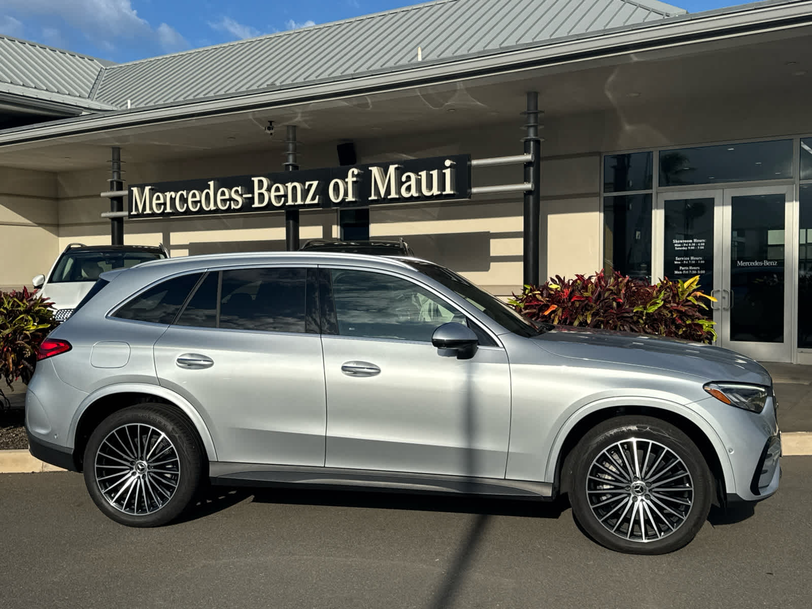 2025 Mercedes-Benz GLC GLC 300