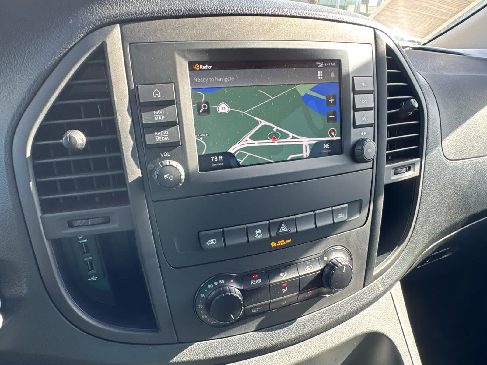 2023 Mercedes-Benz Metris Standard Roof 126" Wheelbase