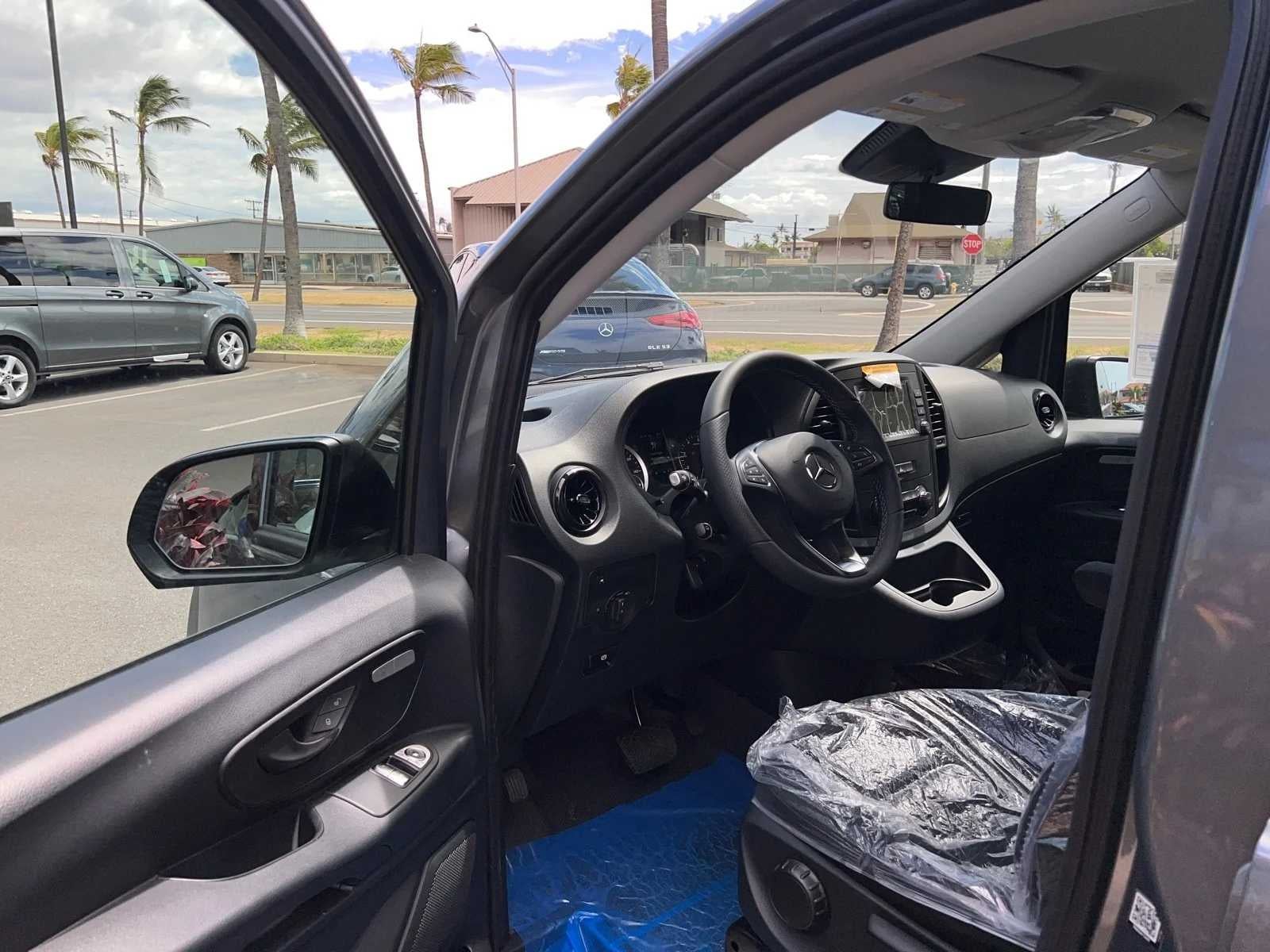 2023 Mercedes-Benz Metris Standard Roof 126" Wheelbase