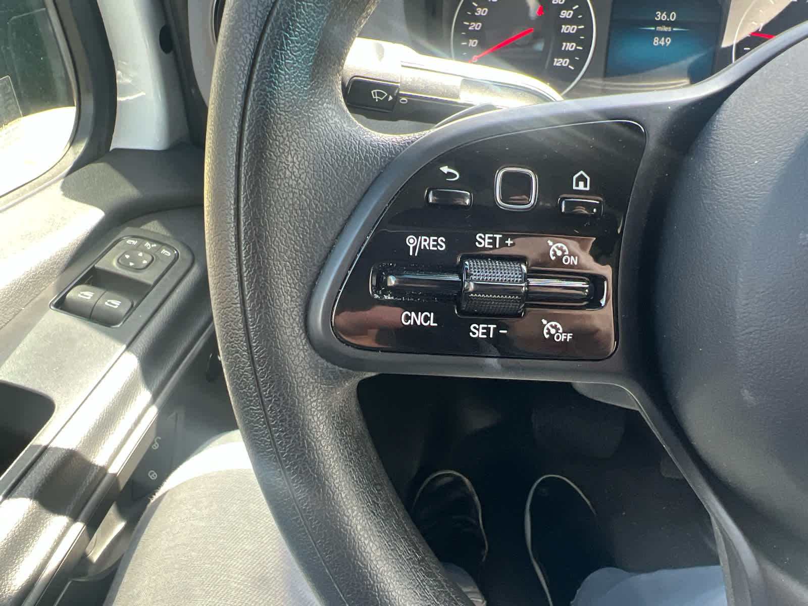 2024 Mercedes-Benz Sprinter 2500 High Roof I4 Diesel 170" RWD