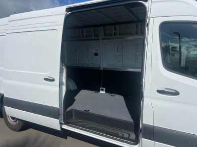 2024 Mercedes-Benz Sprinter 2500 High Roof I4 Diesel 170" RWD