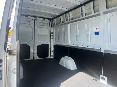 2024 Mercedes-Benz Sprinter 2500 High Roof I4 Diesel 170" RWD