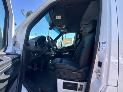 2025 Mercedes-Benz Sprinter Cargo Van 2500 Standard Roof I4 Diesel HO 144 RWD