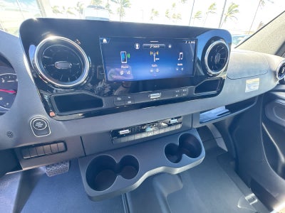 2026 Mercedes-Benz Sprinter 2500 High Roof I4 Diesel HO 170 RWD
