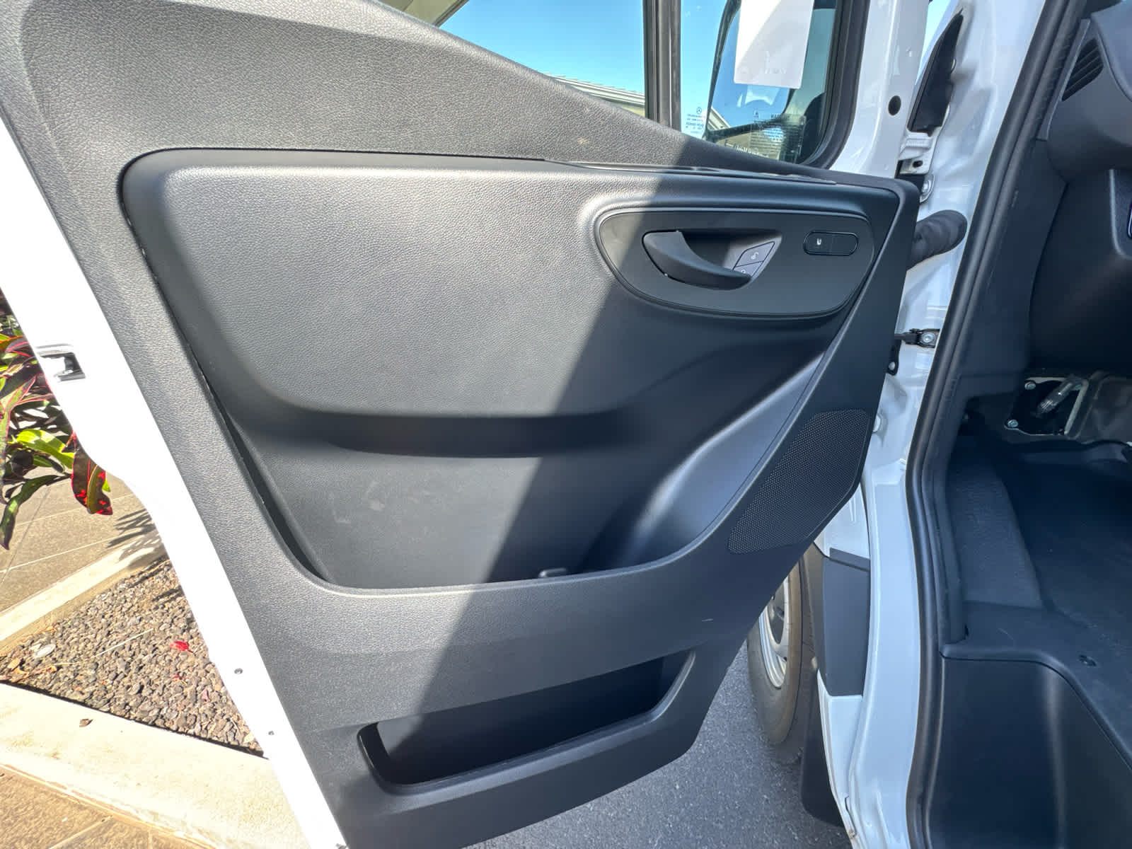 2025 Mercedes-Benz Sprinter Cargo Van 2500 High Roof I4 Diesel HO 170 RWD