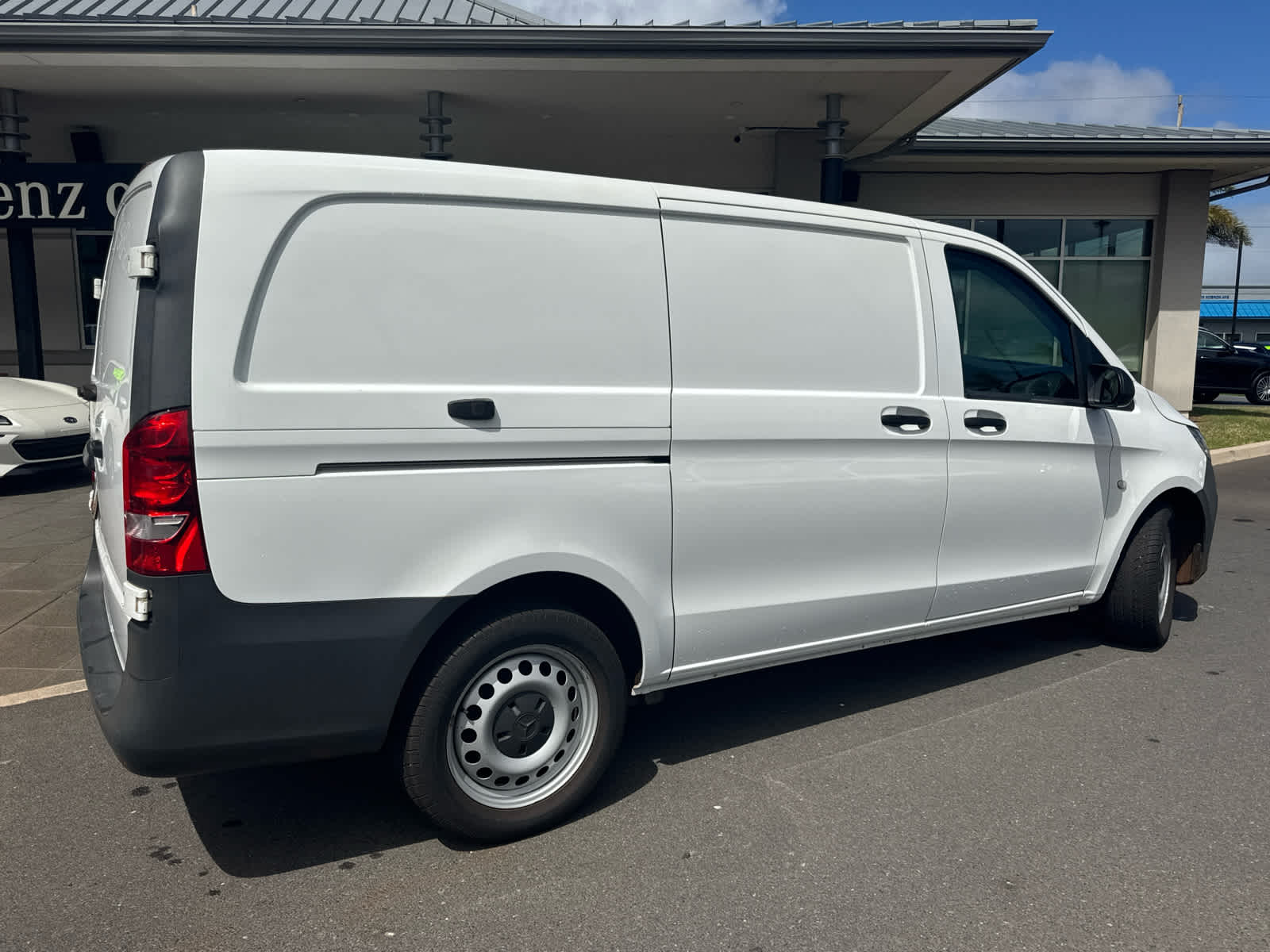 2023 Mercedes-Benz Metris Cargo Van Standard Roof 126 Wheelbase