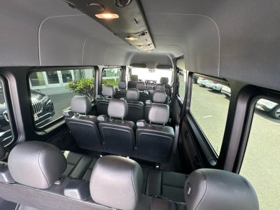 2021 Mercedes-Benz Sprinter Passenger Van 2500 High Roof I4 170 RWD