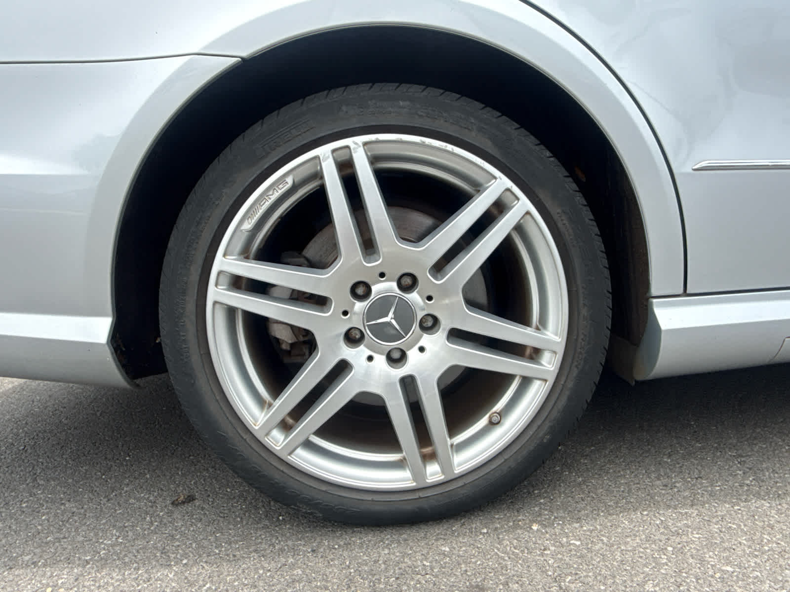 2010 Mercedes-Benz E 550 4dr Sdn RWD
