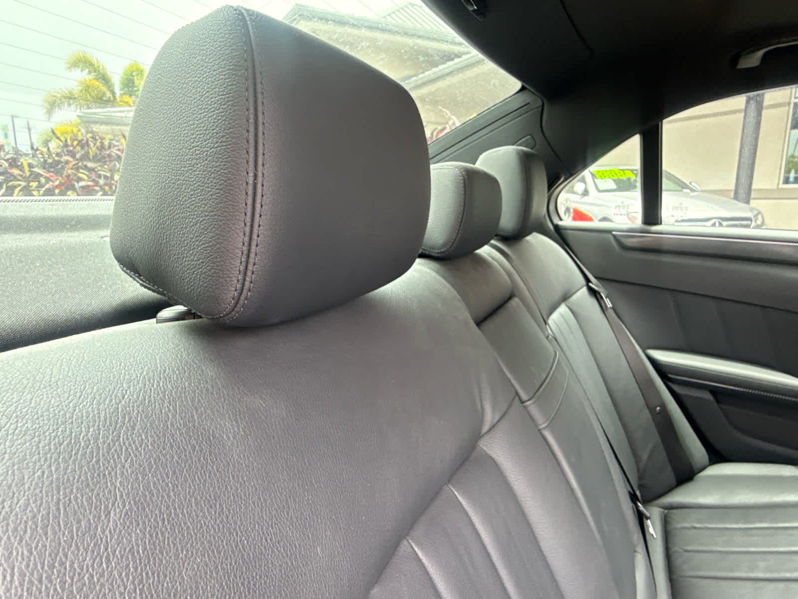 2010 Mercedes-Benz E 550 4dr Sdn RWD