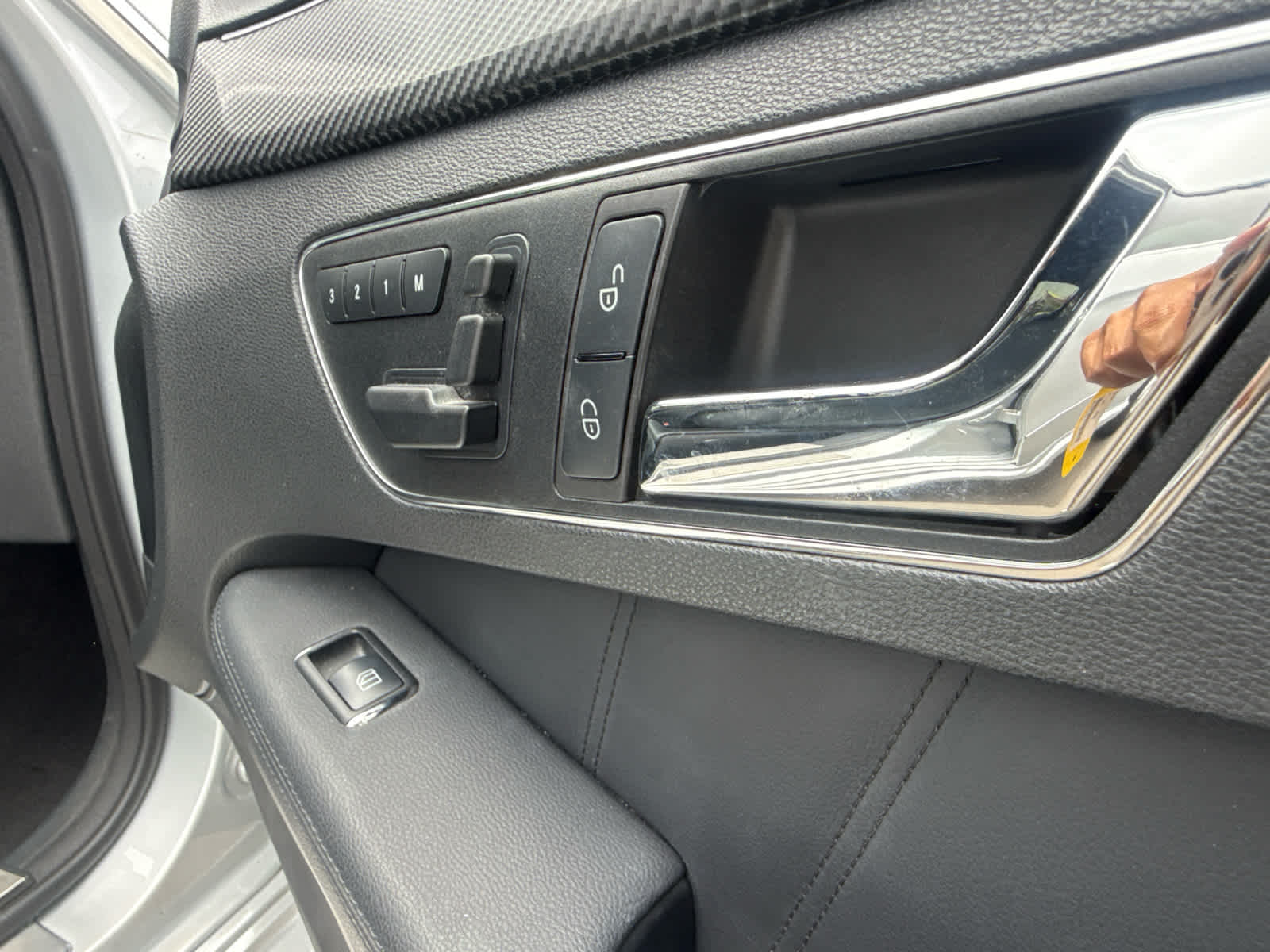 2010 Mercedes-Benz E 550 4dr Sdn RWD