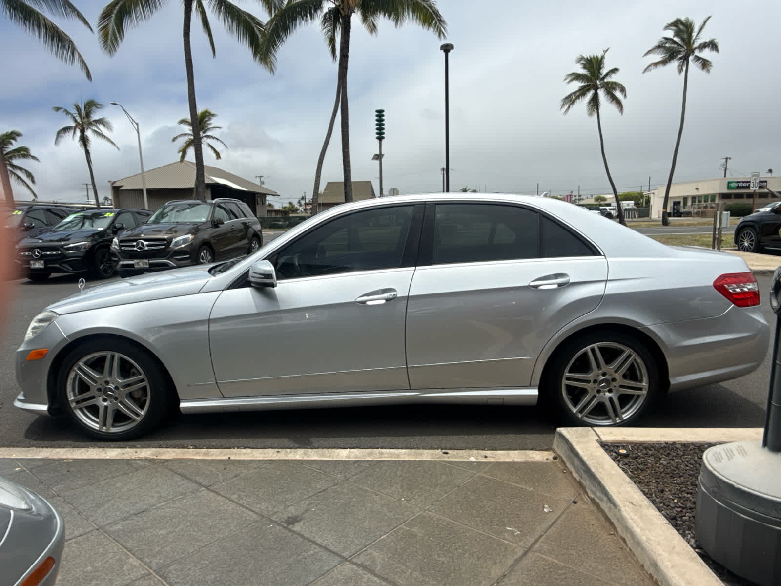 2010 Mercedes-Benz E 550 4dr Sdn RWD