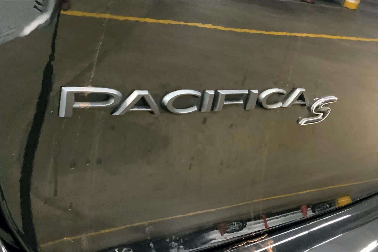 2021 Chrysler Pacifica Hybrid Limited
