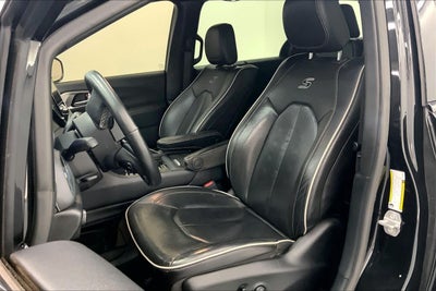 2021 Chrysler Pacifica Hybrid Limited