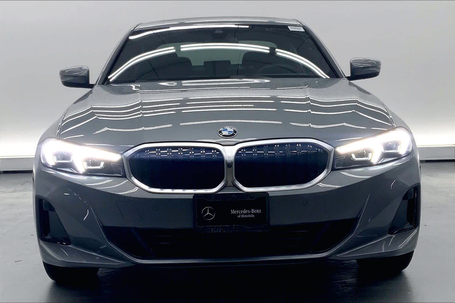 2025 BMW 330i 330i