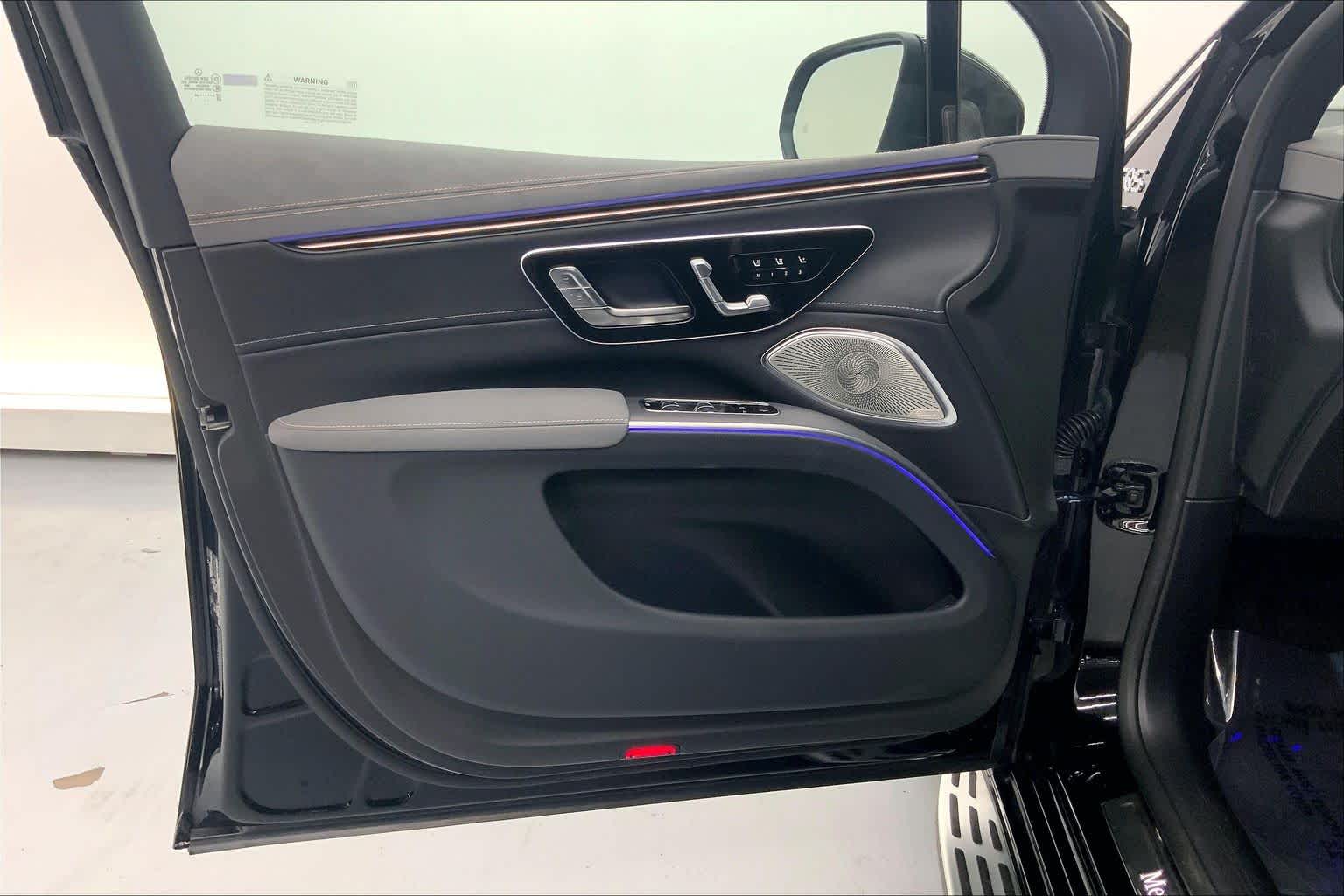 2027 Mercedes-Benz EQS 400 4MATIC® SUV