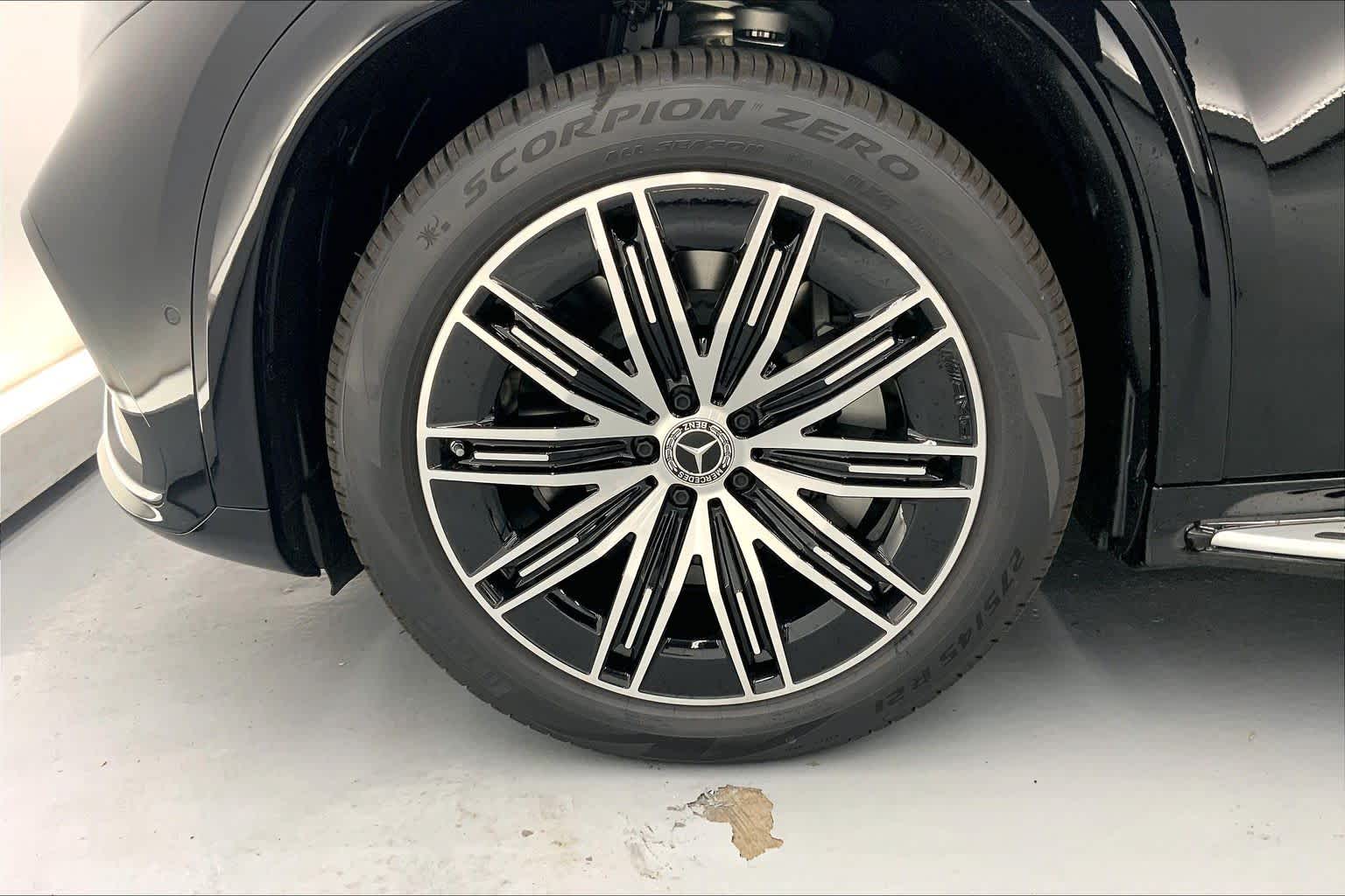 2027 Mercedes-Benz EQS 400 4MATIC® SUV