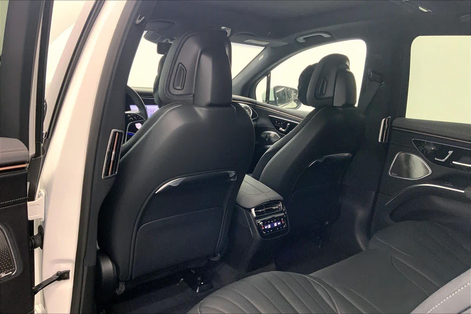 2027 Mercedes-Benz EQS 400 4MATIC® SUV