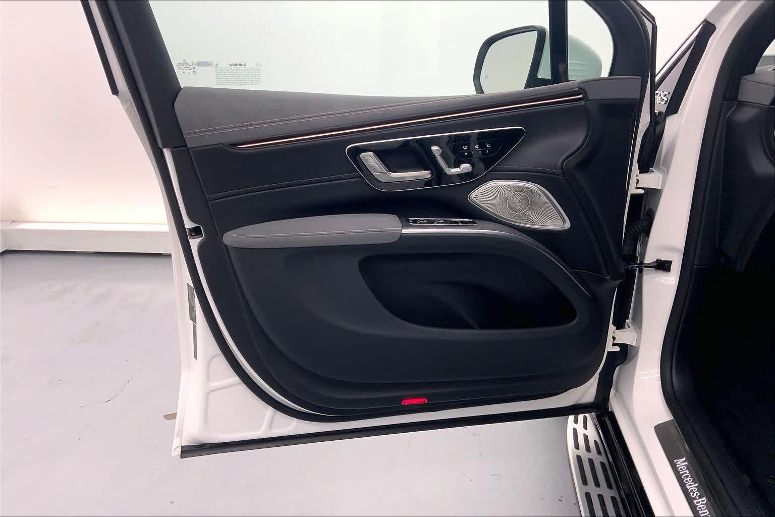 2027 Mercedes-Benz EQS 400 4MATIC® SUV