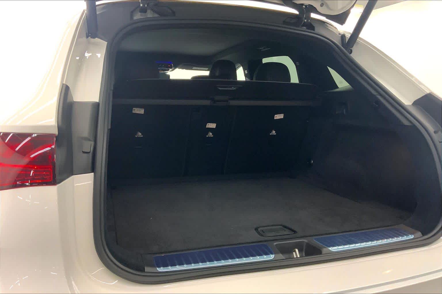 2026 Mercedes-Benz EQE 320+ SUV