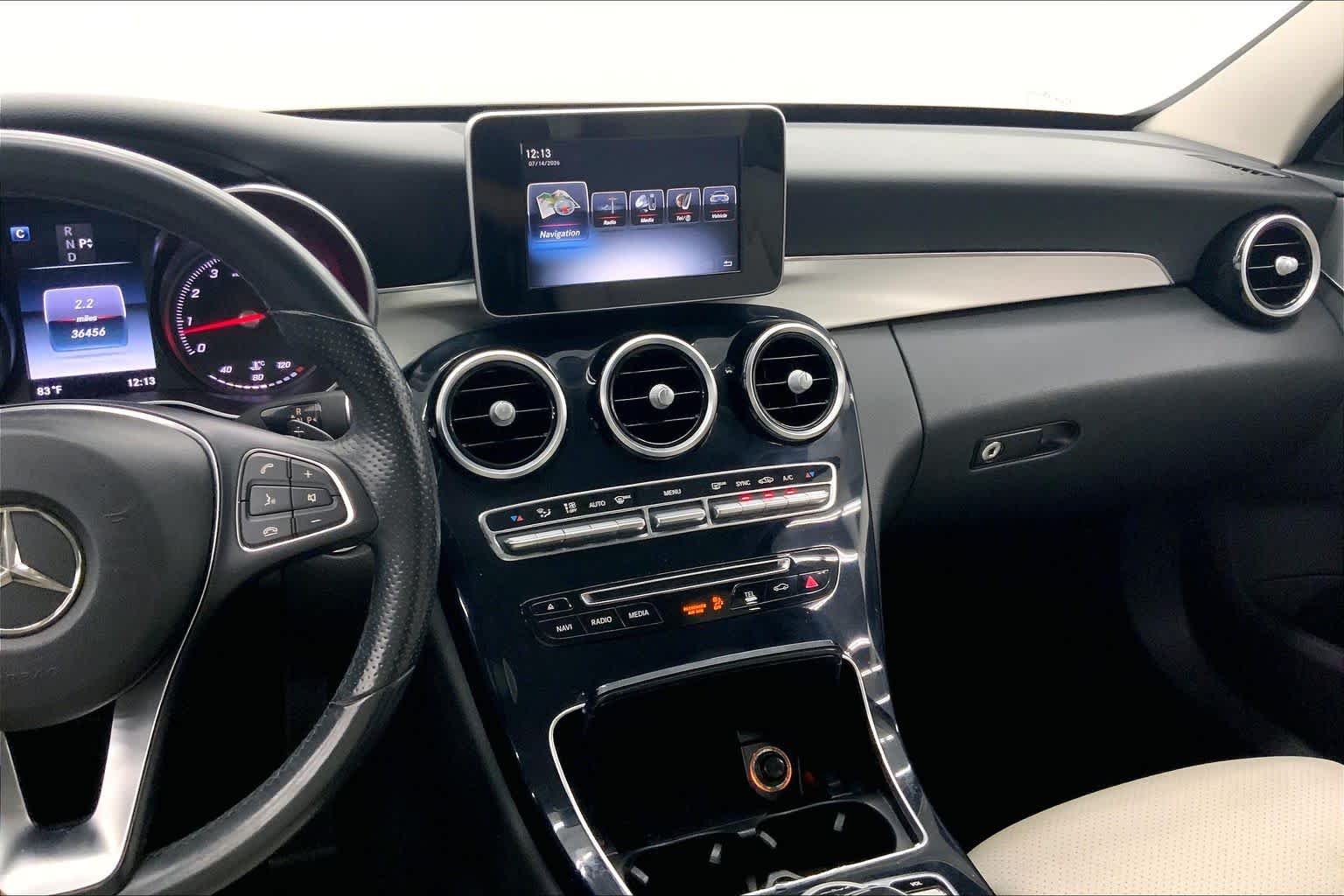 2016 Mercedes-Benz C 300 4dr Sdn RWD