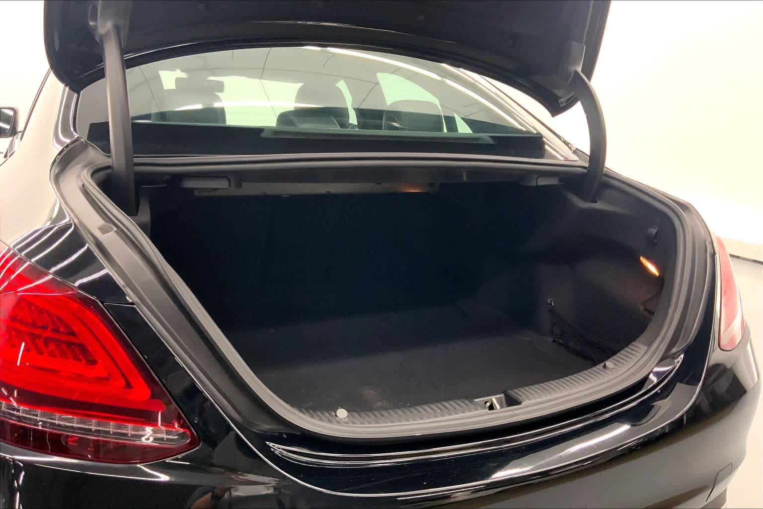 2019 Mercedes-Benz C 300 Sedan