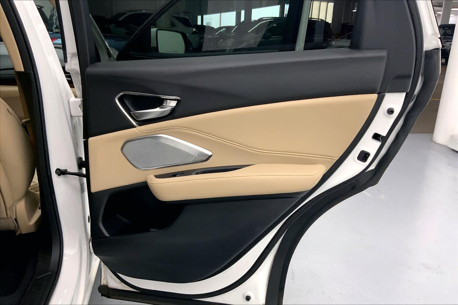 2020 Acura RDX w/Advance Pkg