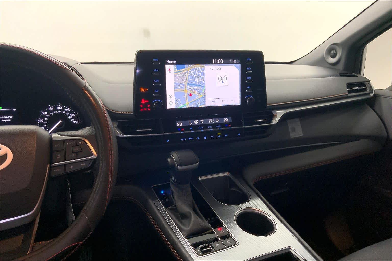 2024 Toyota Sienna XSE