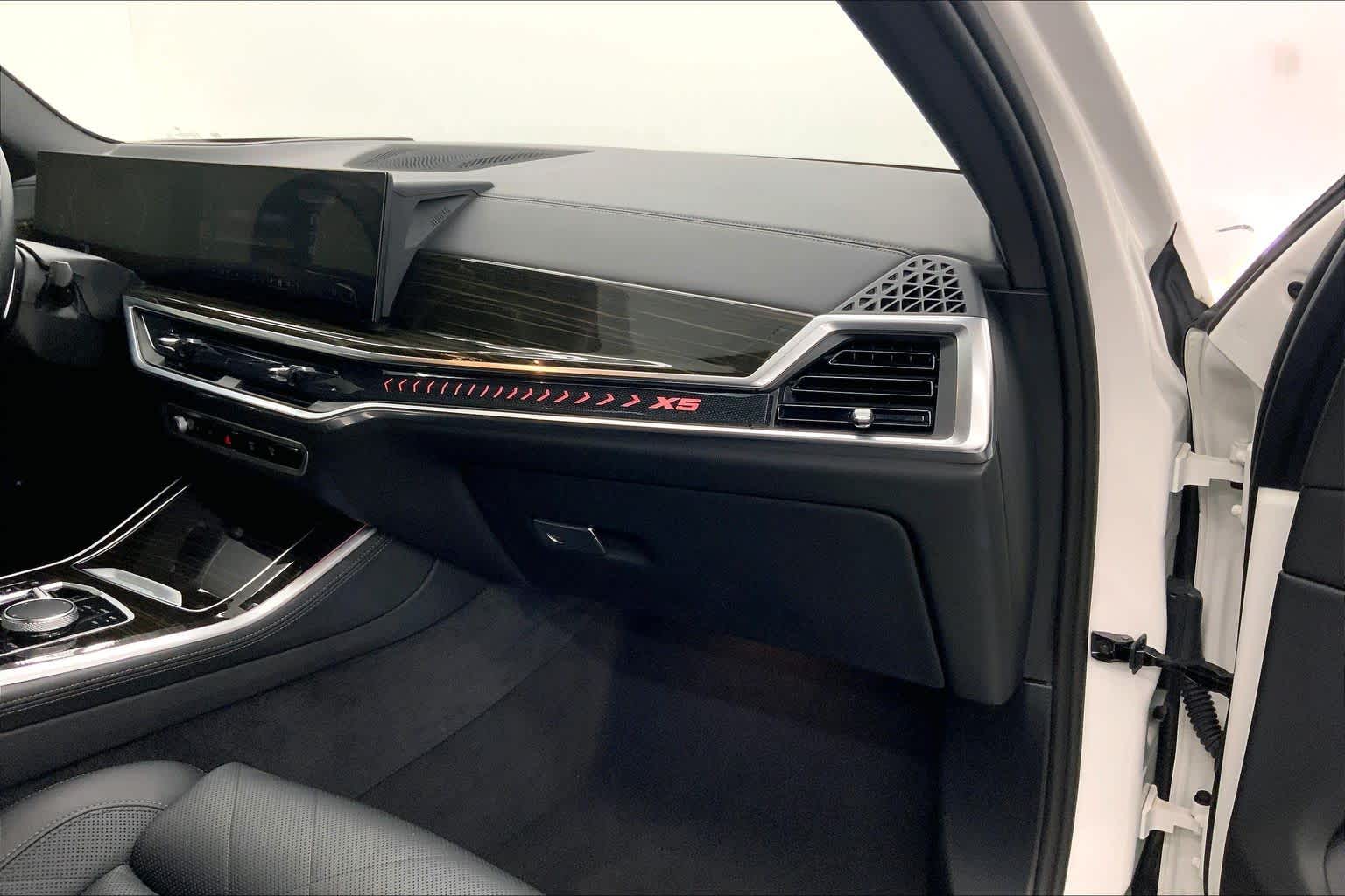 2024 BMW X5 xDrive50e