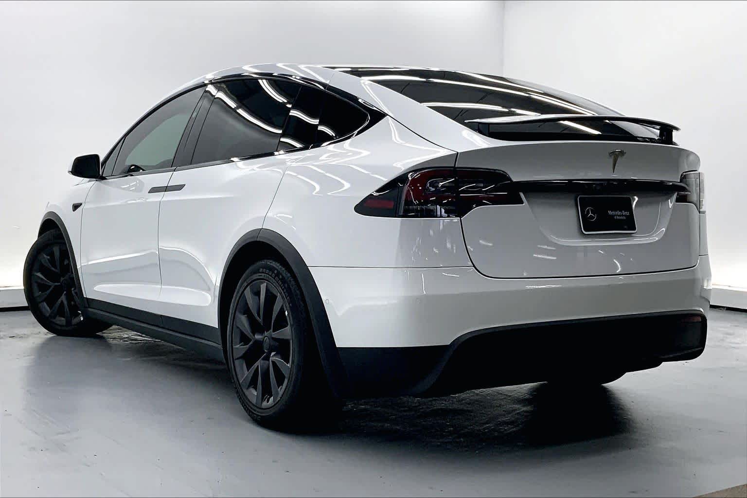 2023 Tesla Model X Standard Range