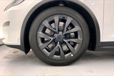2023 Tesla Model X Standard Range