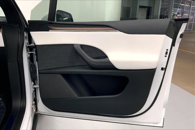2023 Tesla Model X Standard Range